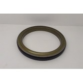 Сальник задньої ступиці SETRA